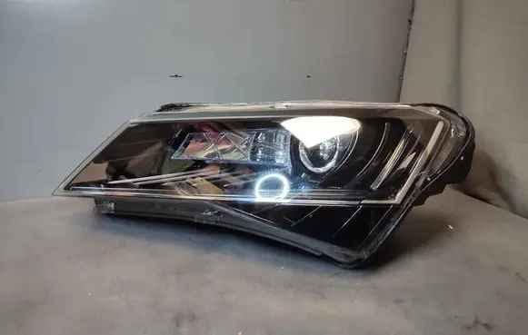 Headlight/headlamp