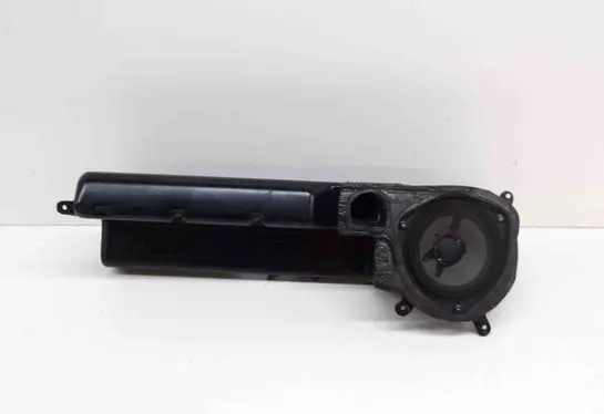 Audi A8 S8 D2 4D Subwoofer speaker 275255594907