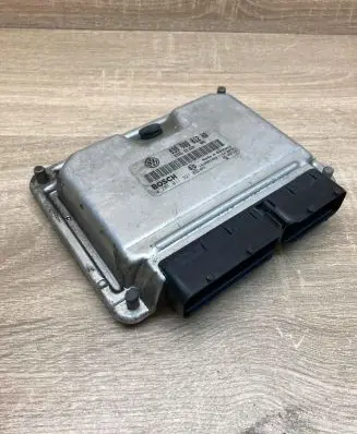 Skoda Fabia Mk1 (6Y) Engine control unit/module ECU 038906012HR 0281011321