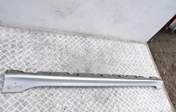 KIA Picanto Foot area side trim 