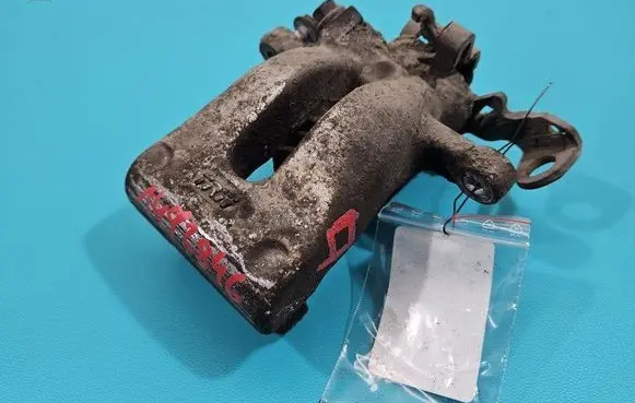 Rear brake caliper