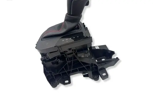 Toyota Yaris XP210 Gear shifter/selector 75G591