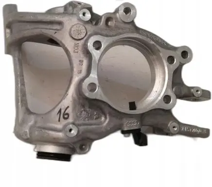 Audi A7 S7 4G Rear wheel hub spindle/knuckle 8R0505431F