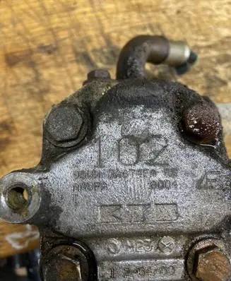 Ford Galaxy Power steering pump 