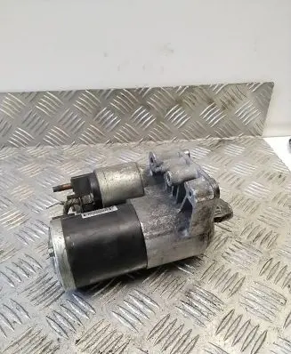 Citroen C4 I Picasso Starter motor M000T22471 9663528880