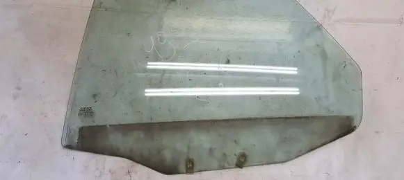Rear door window glass