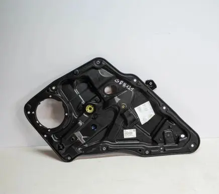 Rear window lifting mechanism without motor