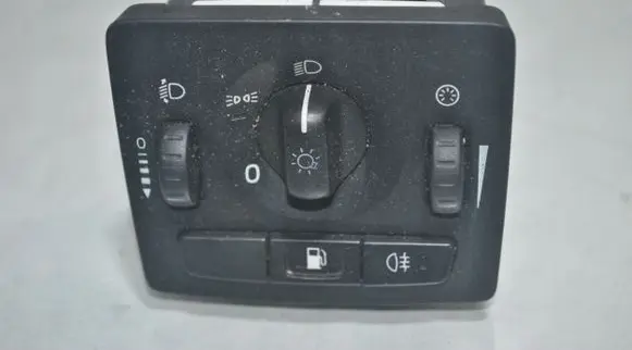 Volvo V50 Light switch 30739298