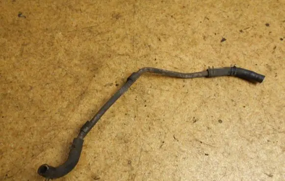 Toyota Land Cruiser (J100) Engine coolant pipe/hose 