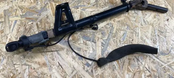 Volkswagen PASSAT B4 Ignition lock 357905851D