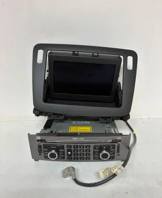 Peugeot 308 Radio/GPS head unit trim 96658736XH