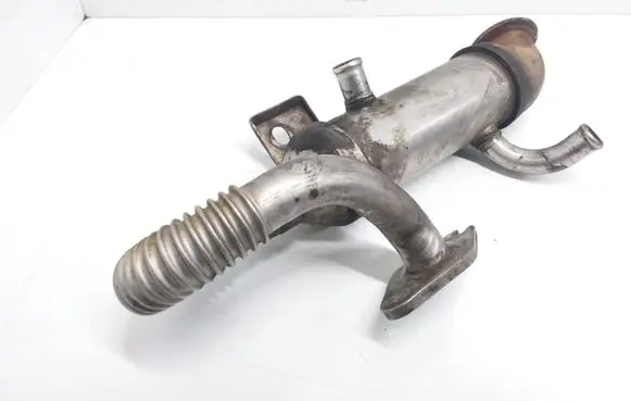 Ford Focus EGR valve cooler 2M5Q9F464AA