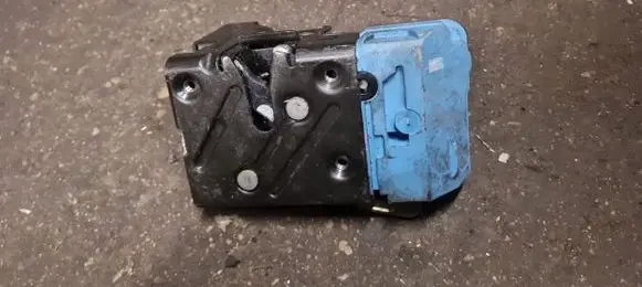Volvo S80 Front door lock