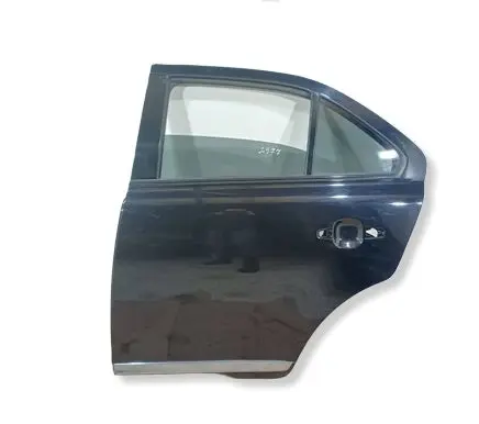 Suzuki Kizashi Rear door 43R006709