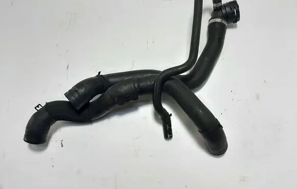 Volkswagen PASSAT B8 Engine coolant pipe/hose 3Q0121049AA