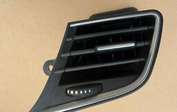 Alfa Romeo Giulietta Dashboard side air vent grill/cover trim 156088352 49162