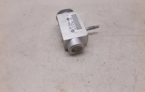 BMW X3 E83 Air conditioning (A/C) expansion valve 324346 R134A