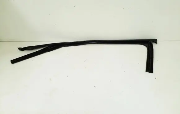 Mercedes-Benz C W205 Other front door trim element A2057254500