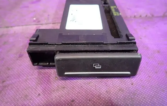 Audi A4 S4 B7 8E 8H Glove box 8E1941561E