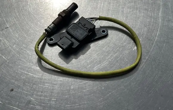 Mercedes-Benz Sprinter W907 W910 Lambda probe sensor A0009059813 NS0005 5557H451106652