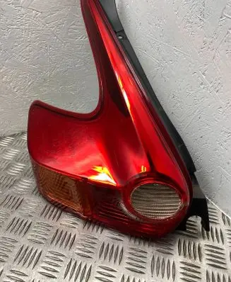 Nissan Juke I F15 Rear/tail lights