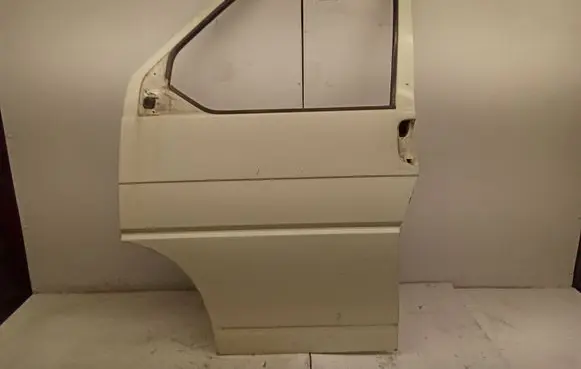 Door (2 Door Coupe)