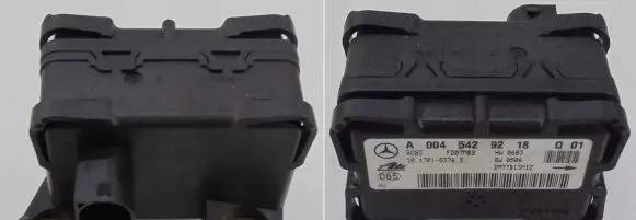Mercedes-Benz C W203 Trunk lid opening control unit A0045429218 a0045429218