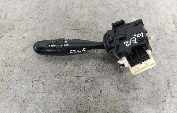 Toyota Corolla E120 E130 Indicator stalk 02190173712