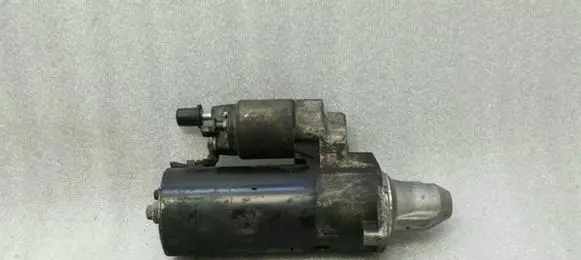 Mercedes-Benz CLS C219 Starter motor A0061516201