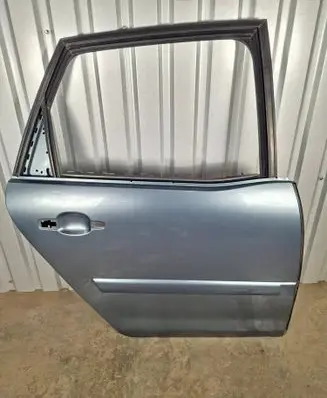Citroen C4 I Picasso Rear door 