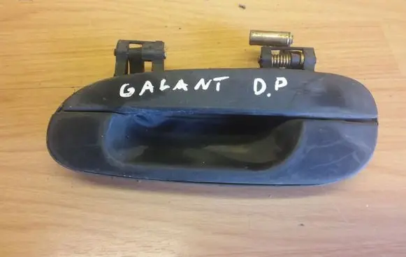 Mitsubishi Galant Front door exterior handle MB842817
