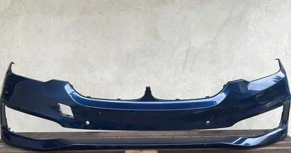 BMW 5 G30 G31 Front bumper 7385336