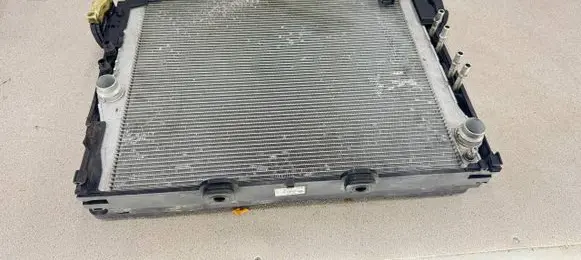 BMW M6 Coolant radiator 7570095 2284244 2284241