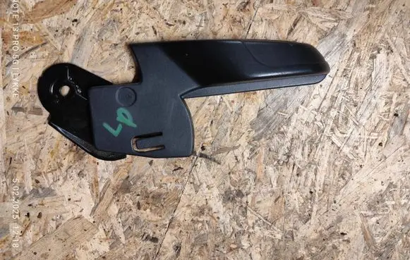 Citroen C4 Grand Picasso Seat adjustment knob 