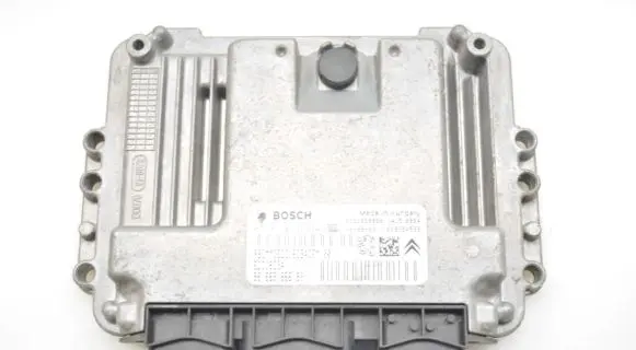 Peugeot 3008 I Engine control unit/module 9666986680