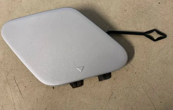 BMW iX Rear bumper row hook cap/cover 8737829