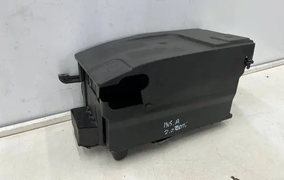 Battery box tray