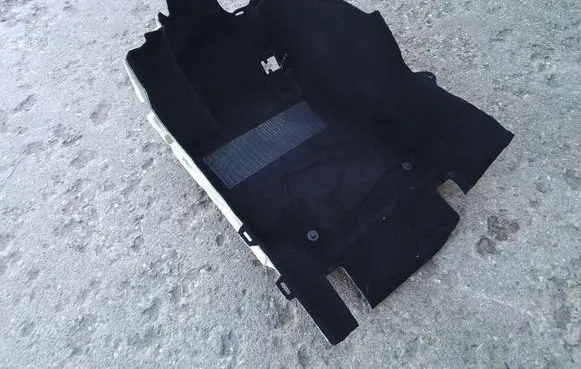 Mercedes-Benz E W212 Front floor carpet liner A2126802940