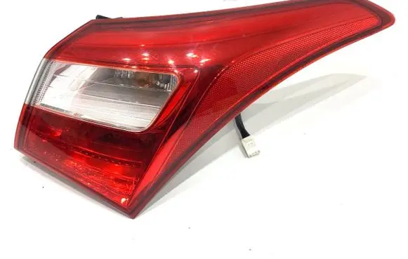Hyundai i30 Rear/tail lights 92402A50