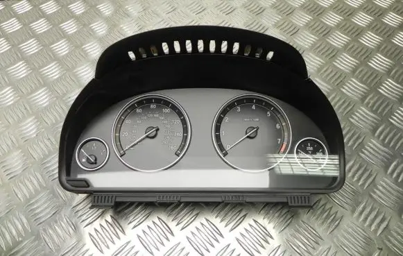 BMW X3 F25 Speedometer (instrument cluster) 9265177 B853