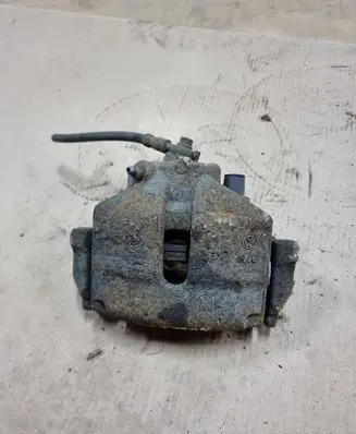 Volkswagen PASSAT B7 Front brake caliper NOCODE