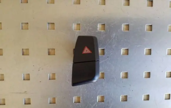 Audi A5 8T 8F Hazard light switch 8K2941509A
