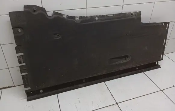 Audi A6 C7 Side bottom protection 4G0825207E
