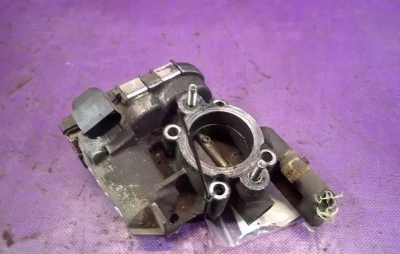 Opel Corsa C Throttle body valve 0280750044
