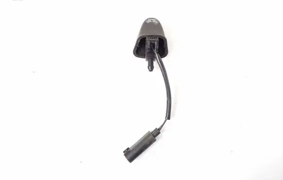 BMW 3 E90 E91 Windshield washer spray nozzle 7131299