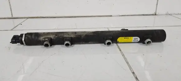 Iveco Daily 4th gen Fuel main line pipe 0445214107