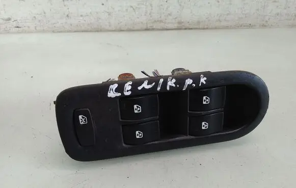 Renault Scenic II - Grand scenic II Electric window control switch