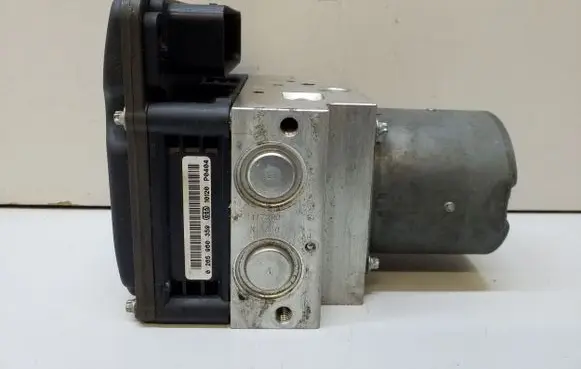BMW X5 E70 ABS Pump 6798284 679828401 6798286