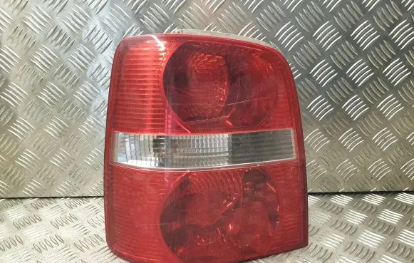 Volkswagen Touran I Rear/tail lights