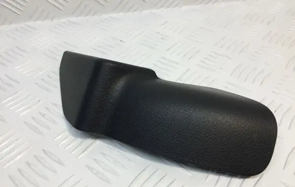 Nissan X-Trail T31 Seat belt trim 84997JG00A